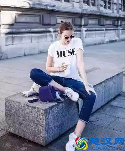 牛仔裤你知道怎么搭配衣服吗？