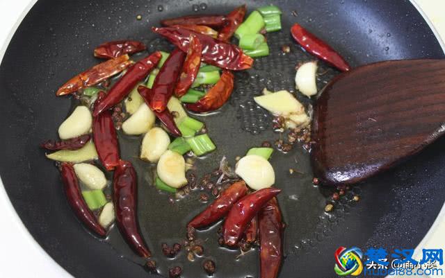 外面卖的那么贵的大盘鸡，学会了自己在家就可以做啦