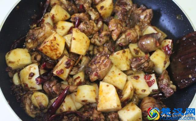 外面卖的那么贵的大盘鸡，学会了自己在家就可以做啦