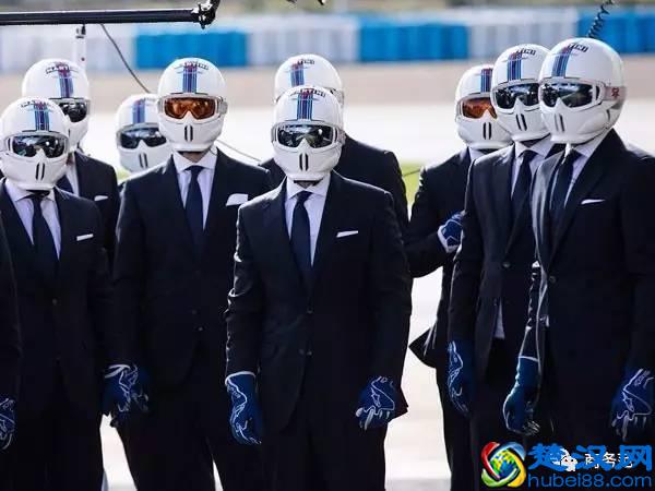 30岁男人穿这8个牌子,别人会觉得你低调又厉害~