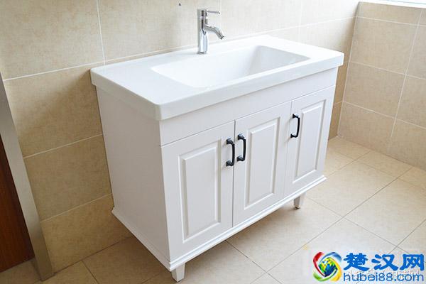 浴室柜评测之帝王洁具尚锐系列浴室柜