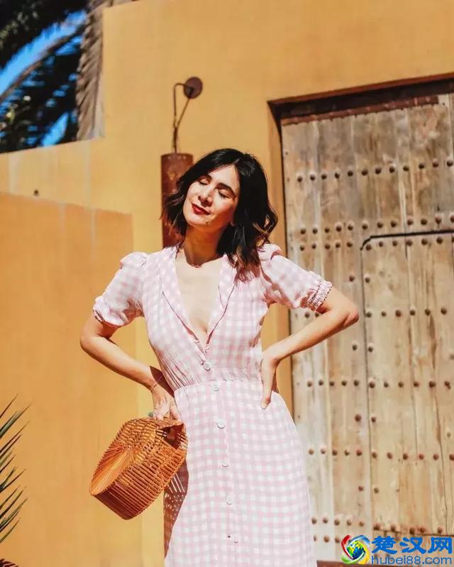 夏天内衣穿不对，在美得衣服都白费！你穿对了吗？