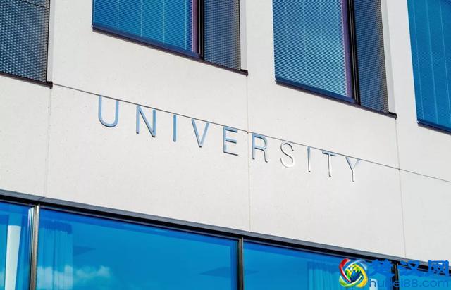 2019最热门、最有“钱途”的八大专业，好就业工资高