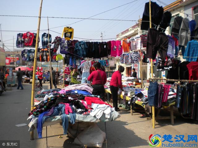 农村乡镇集市街道租门面，做这6种生意比较赚钱！大家认同吗？