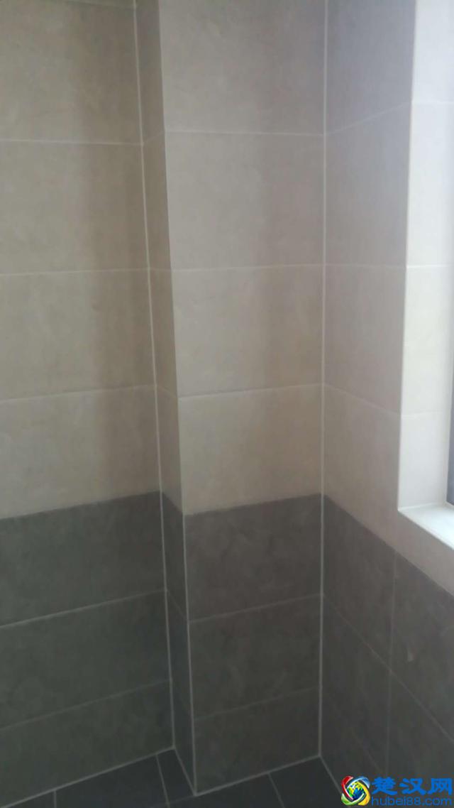 灰色瓷砖配什么美缝颜色，选择和瓷砖相近的颜色就没错