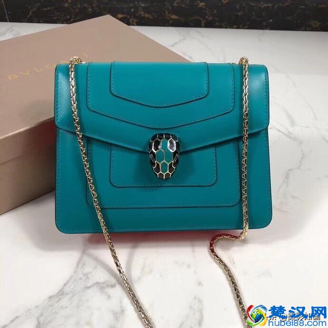 广州白云皮具城--世界最大的原单包包生产基地，真真假假？