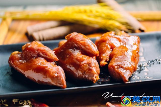 卤汁老汤、红卤汁、白卤汁、黄卤汁和宫廷卤水的配方与制法详解