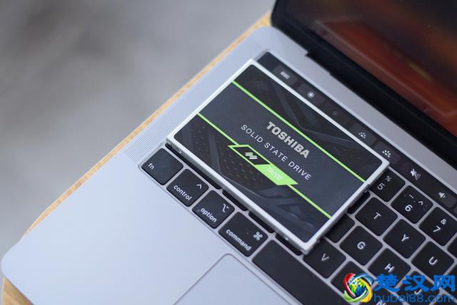 老旧笔记本秒开机，仅需一块东芝TR200固态硬盘！
