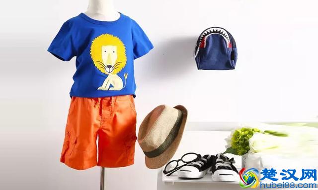 无拘束的夏天，孩子更需要时尚夏装来搭配