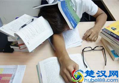 学生失眠怎么办，给备考的学生们一些好的建议