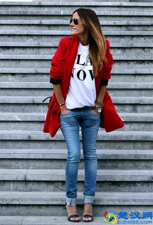红色风衣怎么搭配 八种搭配任你挑选