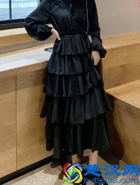 黑色蛋糕裙配什么鞋子 搭配这6款鞋子会更美