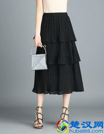 黑色蛋糕裙配什么鞋子 搭配这6款鞋子会更美