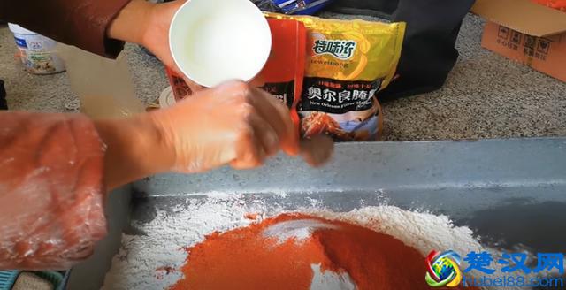 小女生都喜欢吃的鸡叉骨如何腌制？学会了撩妹不犯愁！！！