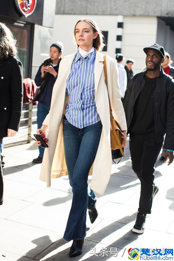 长款大衣搭裤子好看？还是配裙子洋气？