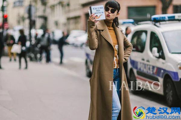 长款大衣搭裤子好看？还是配裙子洋气？