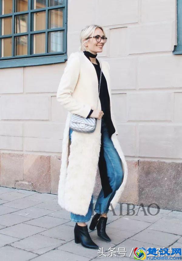 长款大衣搭裤子好看？还是配裙子洋气？