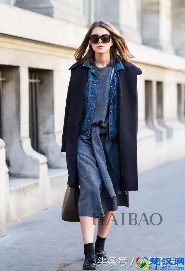 长款大衣搭裤子好看？还是配裙子洋气？