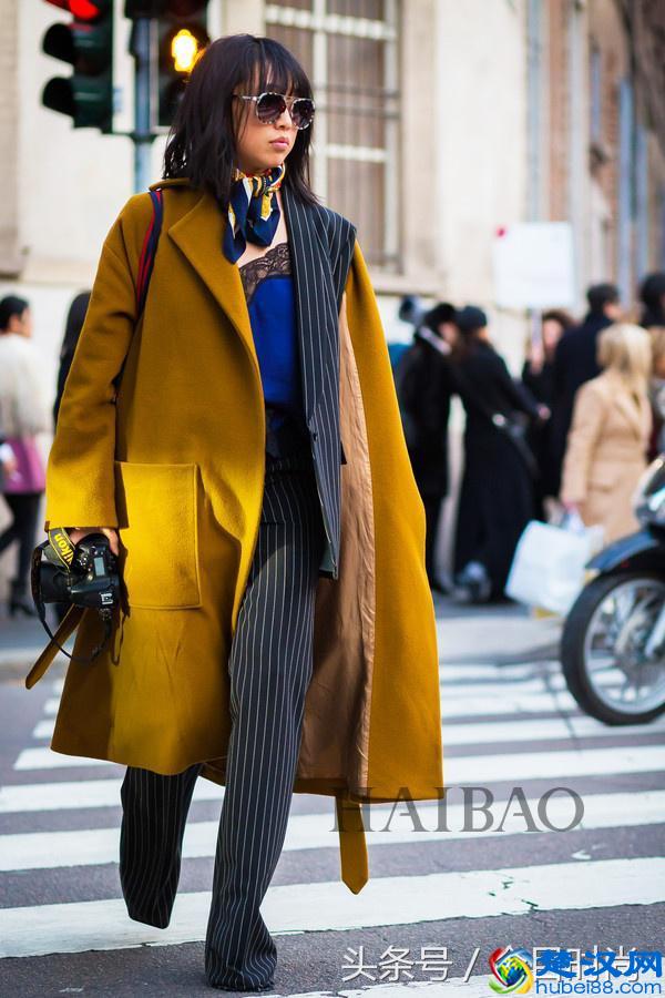 长款大衣搭裤子好看？还是配裙子洋气？