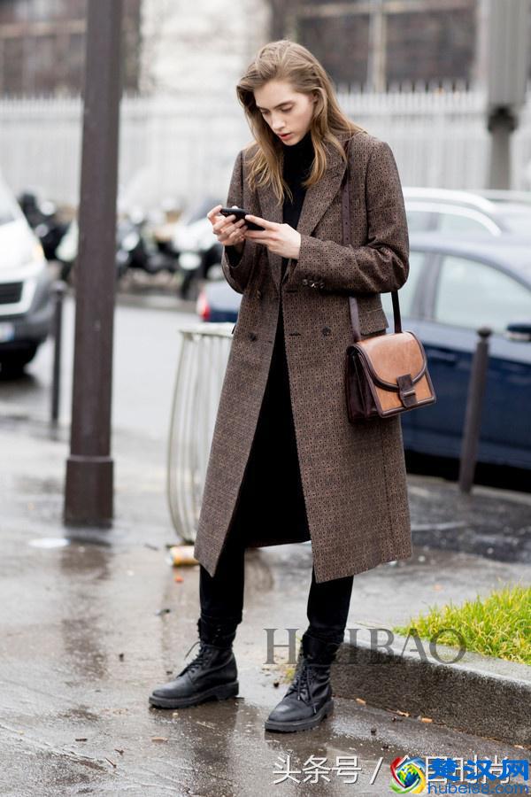 长款大衣搭裤子好看？还是配裙子洋气？