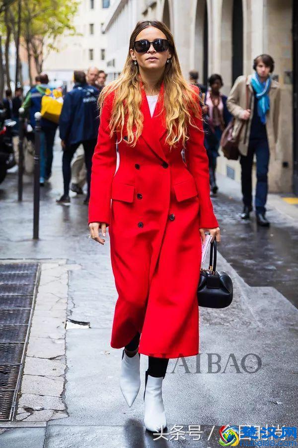 长款大衣搭裤子好看？还是配裙子洋气？