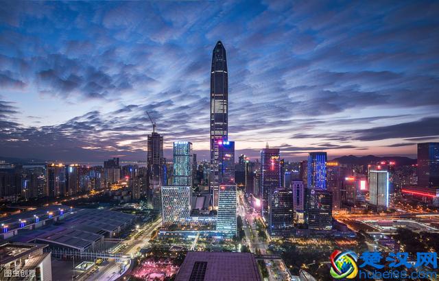 cry是“哭”，那cry up是什么意思呢？跟“哭”没有半毛钱关系！