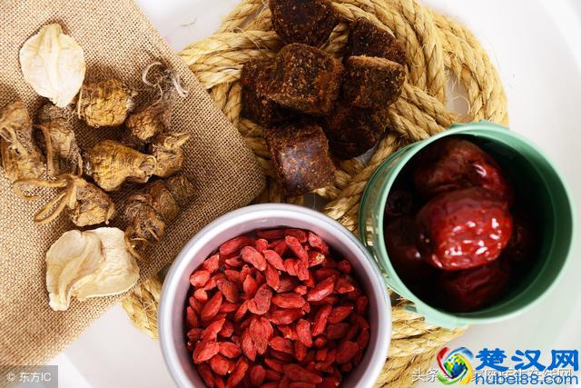 脱发严重的人，要补充这5种营养食物，来帮助生发