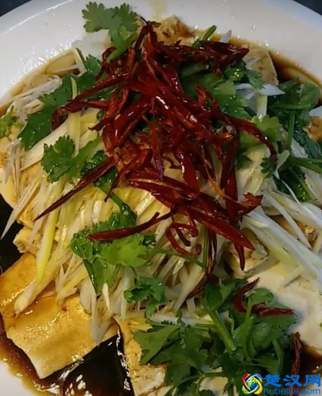 老豆腐最家常的做法，5分钟即可上桌开饭