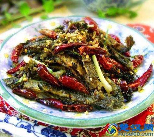 泥鳅怎么做最好吃？圆子带你挑泥鳅，这19款泥鳅做法学到就赚到！