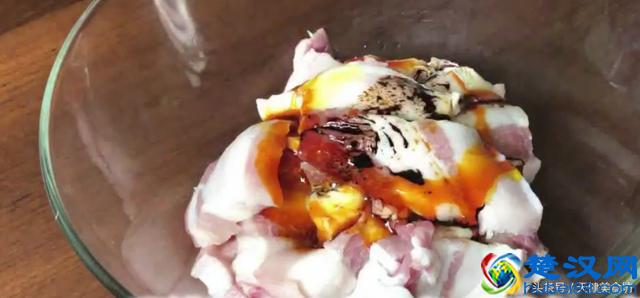 爱吃粉蒸肉的记得收藏，教你做家常版的粉蒸肉，好吃极了