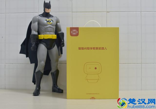 寓教于乐，孩子超喜欢！一款萌趣的聪聪AI陪伴教育机器人体验