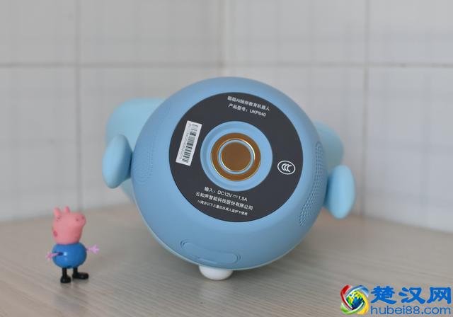 寓教于乐，孩子超喜欢！一款萌趣的聪聪AI陪伴教育机器人体验