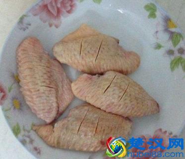 香辣鸡翅，只需5步，好吃简单的小白做法，据说看过的人已经脱单