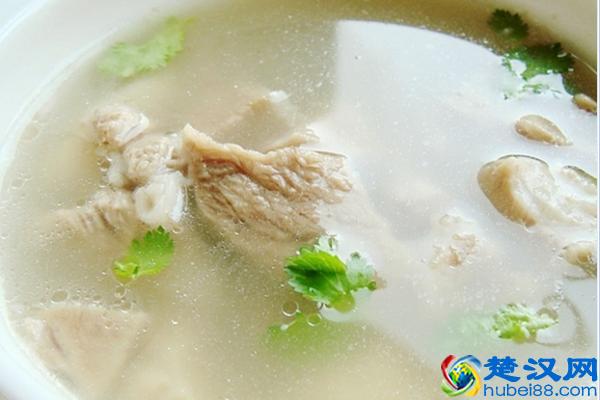 羊肉汤怎么做好吃？ 入味好还没腥味？原来是有秘诀的！