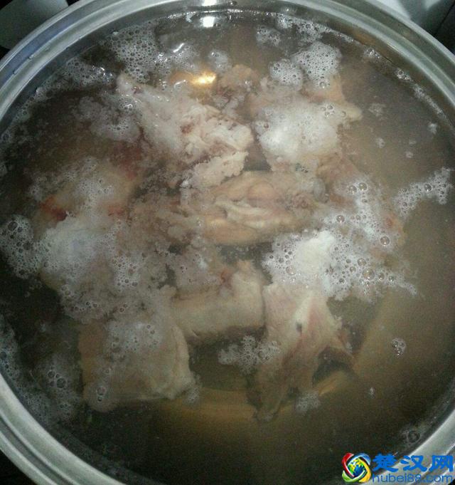 70岁老师傅羊肉汤的制作方法,羊汤不膻秘诀,5个步骤全部搞定!