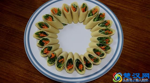 教你京酱肉丝的家常做法，肉丝嫩滑，酱香浓郁，简单摆盘更好看