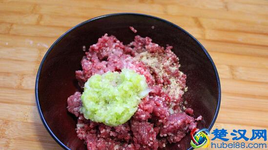 美味冬瓜羊肉丸子汤的做法，冬天喝一碗补身又暖和！