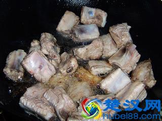 红烧排骨的做法,红烧排骨的家常做法