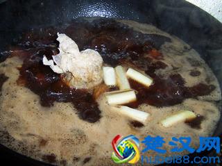 红烧排骨的做法,红烧排骨的家常做法