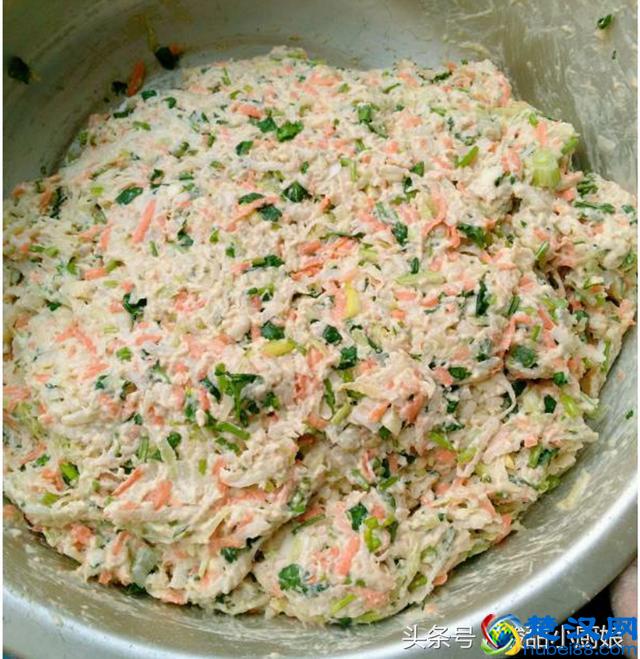 我做的炸素丸子，孩子说比肉丸好吃，做法简单，过年必备