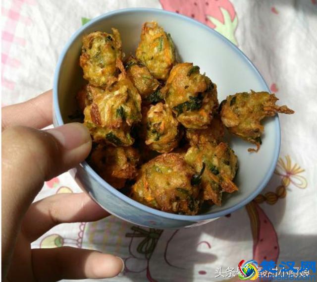 我做的炸素丸子，孩子说比肉丸好吃，做法简单，过年必备