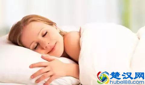 眼睛出了问题经常有红血丝？这里有5个小妙招快速去除眼睛红血丝