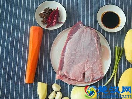 家常硬菜：土豆炖牛肉，巨好吃，详细做法分享