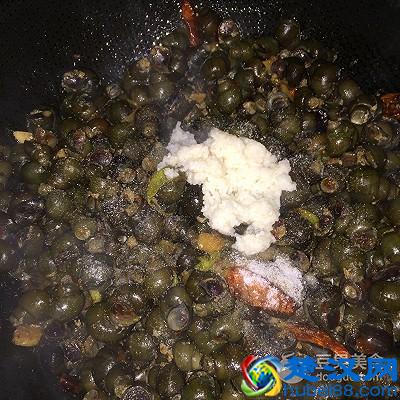 秘制炒田螺的做法