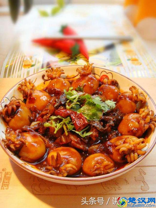 酱爆墨鱼仔这样做，看着都已经流口水了