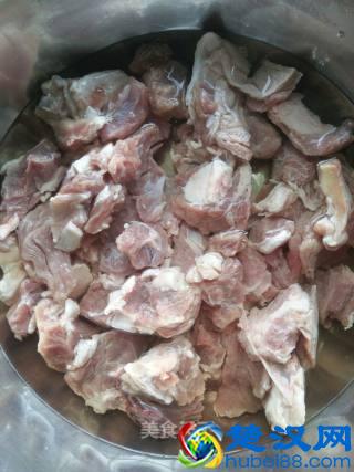 牛肉炖土豆怎么做好吃 牛肉炖土豆的家常做法