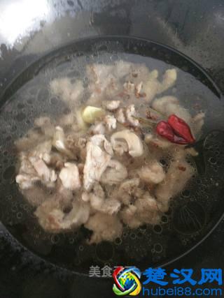 牛肉炖土豆怎么做好吃 牛肉炖土豆的家常做法