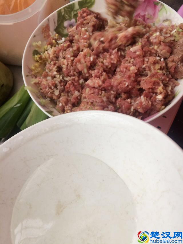 牛肉最好吃的方法原来是做成丸子呀！