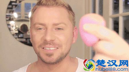 化妆用bb霜好还是用粉底液好？粉底液bb霜的区别到底是什么？