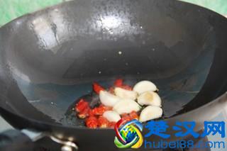 手撕包菜的做法,手撕包菜的家常做法